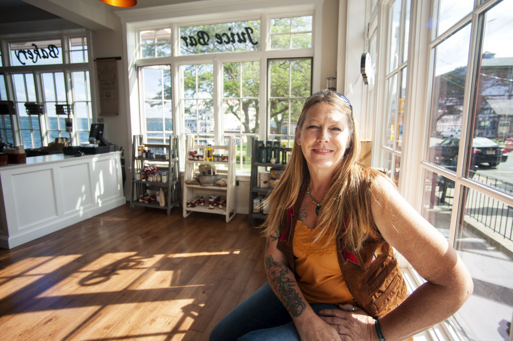 St. Lawrence River area mural artist goes with the artistic flow